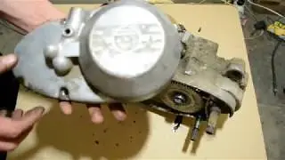 Разбираем и рассматриваем конструкцию двигателя V-501 мопеда Дельта.