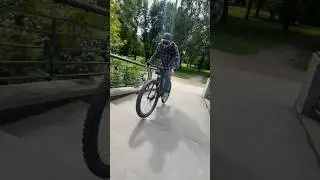 КАК ЗАЕХАТЬ В ГОРУ ПО СТУПЕНЯМ? #велосипед