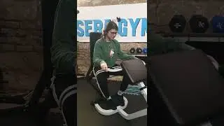 Sergiu: Hai Dia sa ne dam cu bicicleta!  Diana: Ok!!!!