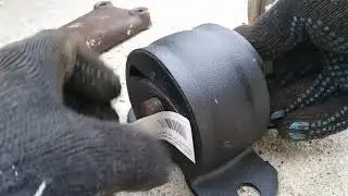 УАЗ ПАТРИОТ  Замена подушек двигателя.