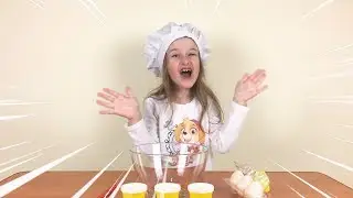 Ева готовит НАСТОЯЩИЕ пасочки из Play Doh и красит яйца