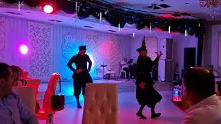 Грузинский  танец Кинтоури
