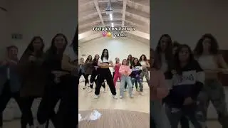 חכו לסוף קוברת לכולן 😂 