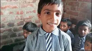 देखिये हमारे विद्यालय के छोटे छोटे बच्चे कैसे इंग्लिश मे फटाफट फल का नाम बताते है।