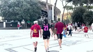 Sent packages Dybala - mania a Roma: tifosi di tutte le età con la maglia "21"