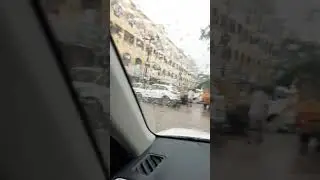 బారి వర్షం వలన Hyderabad లో  బారి ట్రాఫిక్
