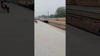 Dibrugarh express || New Delhi to Dibrugarh rajdhani express #indianrailways #express  #train #short