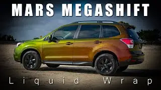 This Megashift Pearl flips from red to green!