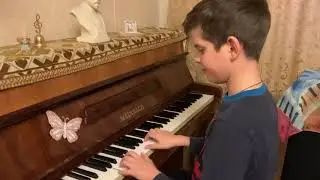 Семён (особенный ребёнок). Соль мажор - Короткие арпеджио двумя руками в 2 октавы