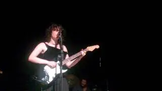 Ana Frango Elétrico - "Devia Ter Ficado Menos" - BNDES Cultural
