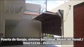 Puerta Levadiza Seccional en madera a control remoto Peru
