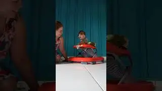 bebê de 8 meses PRIMEIRA VEZ NO ANDAJAR - Alex no andajar pela primeira vez