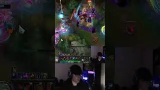 Ezreal Cross Map Ult Into Teleport Combo to Win the Teamfight