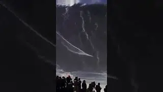 giant #wave #surf #shorts
