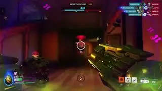 Trying to combo alt in Overwatch!