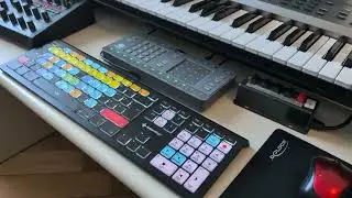 DJ Collins - Frequency