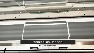 ScreenCut - Cutting corner cutouts for ZIP screens (timelapse)