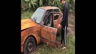 Old Model Of Car BMW