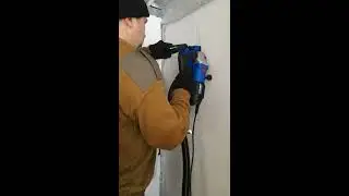 Штроборез ЗУБР  ЗШ-П30-1400 ПСТ первое использование .