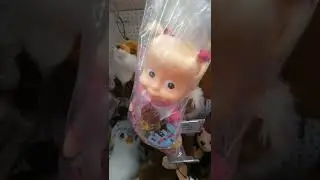 Маша в праздничном платье