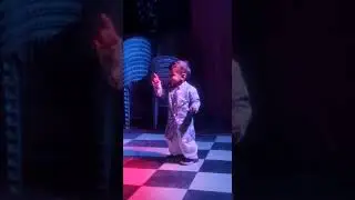 Cute Kid Dancing on Rajasthan Song😍