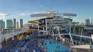 Cruise, a little crowded…🤭