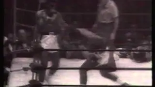 Boxe Alì contro Liston  1a parte commento di Rino Tommasi