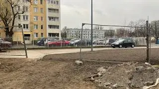 Droga dojazdowa przy Namysłowskiej 6C. Warszawa, Praga-Północ