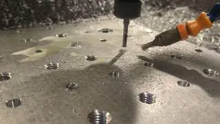 Thread milling with CNC