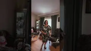 ТАНЦУЕМ С ПОДРУГОЙ