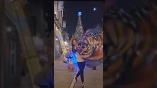 Street Worship, dance with flags. #CTFproject #ispeakJesus CALLED TO FLAG  silk worship flags