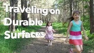 Traveling on Durable Surfaces: Leave No Trace Skills Series / Desplazándose por Superficies Durables