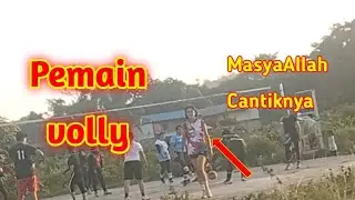 Ngebuburit Di sore hari ternyata ketemu pemain volly cantik || moto vlog Indonesia