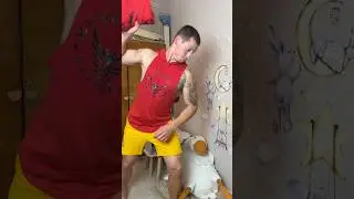 The cat took revenge on the bad owner 😱😭