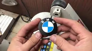 Как сделать логотип BMW из дерева и эпоксидной смолы (Woodjob)