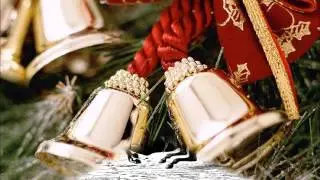 JINGLE BELLS - Bing Crosby and The Andrews Sisters 1943
