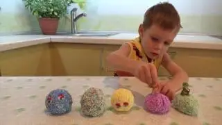 Cюрпризы из шарикового пластилина. Веселое видео для детей