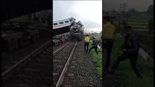 2 masinis meninggal dan penumpang berhamburan kecelakaan KA
