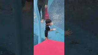 Berenang dan bermain di Hotel Aston Serang