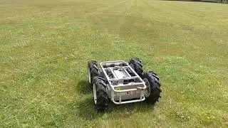 First tests of a new UGV prototype (2020-06-04)