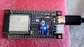 ESP32 Arduino: LED PWM fading