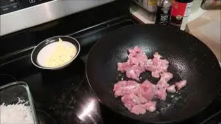 Wok from \Welsteepseb Making Chicken Fried Rice