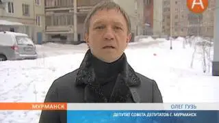 «Падающий» дом на Кольском проспекте «просит» денег