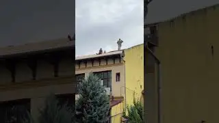 Rooftop Workers with NO HARNESS in Romania