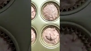 Double Strawberry Cupcakes 