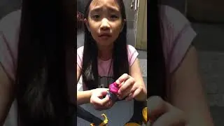 LOL Surprise Series 1 Unboxing