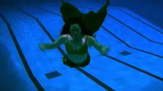 Winter Pool - Mermaid Training Session
