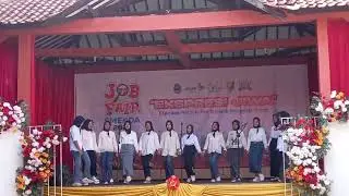 Menampilkan Pada Acara JobFair SMKN 2 PURWAKARTA 2024 Bidang Vocal #jobfair #vocalgroup #sekolah