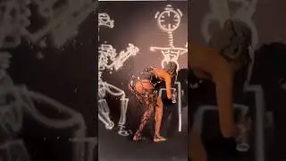 🎥