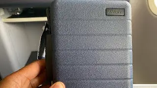 Airline Amenity Kit's - United Airlines Business Class (  May 2023  )